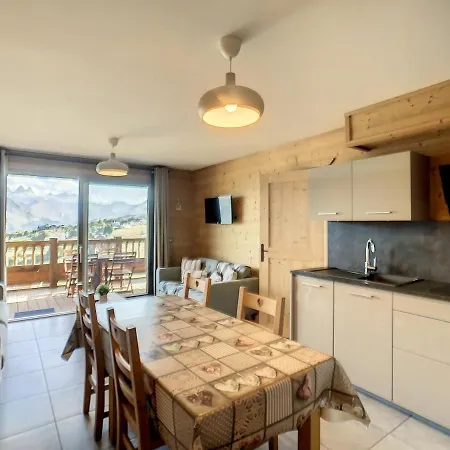 Apartment De Standing Aux Pieds Des Pistes Avec Parking Couvert - Fr-1-416-183 *